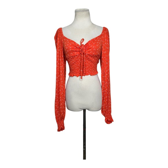 Urban Outfitters Floral Cropped Smocked Puff Long Sleeves Peasant Top size Large - Picture 9 of 11